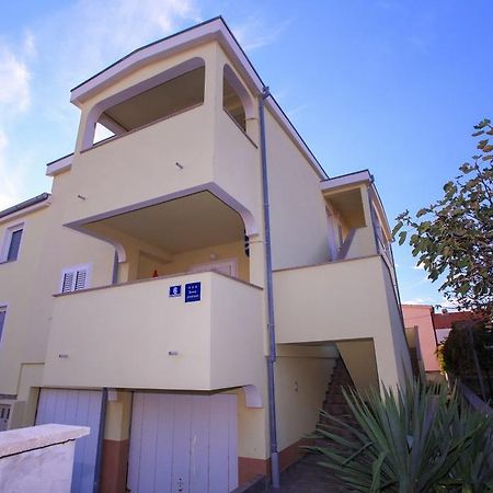Apartments Franc Povljana Extérieur photo