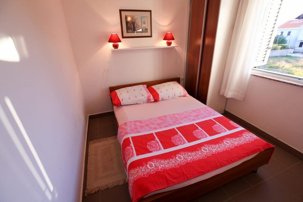 Apartments Franc Povljana Chambre photo